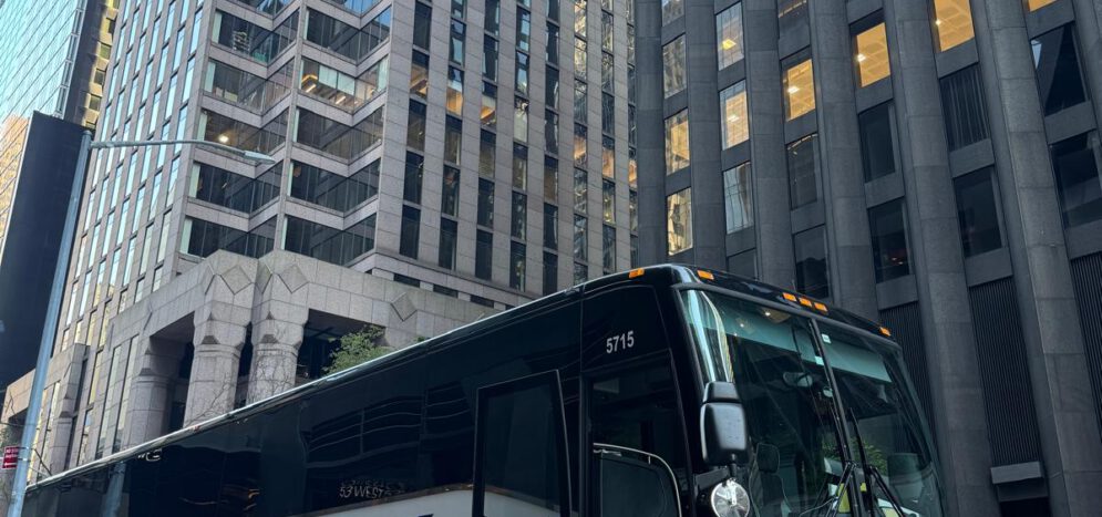 Bus Trips for Seniors Near Me