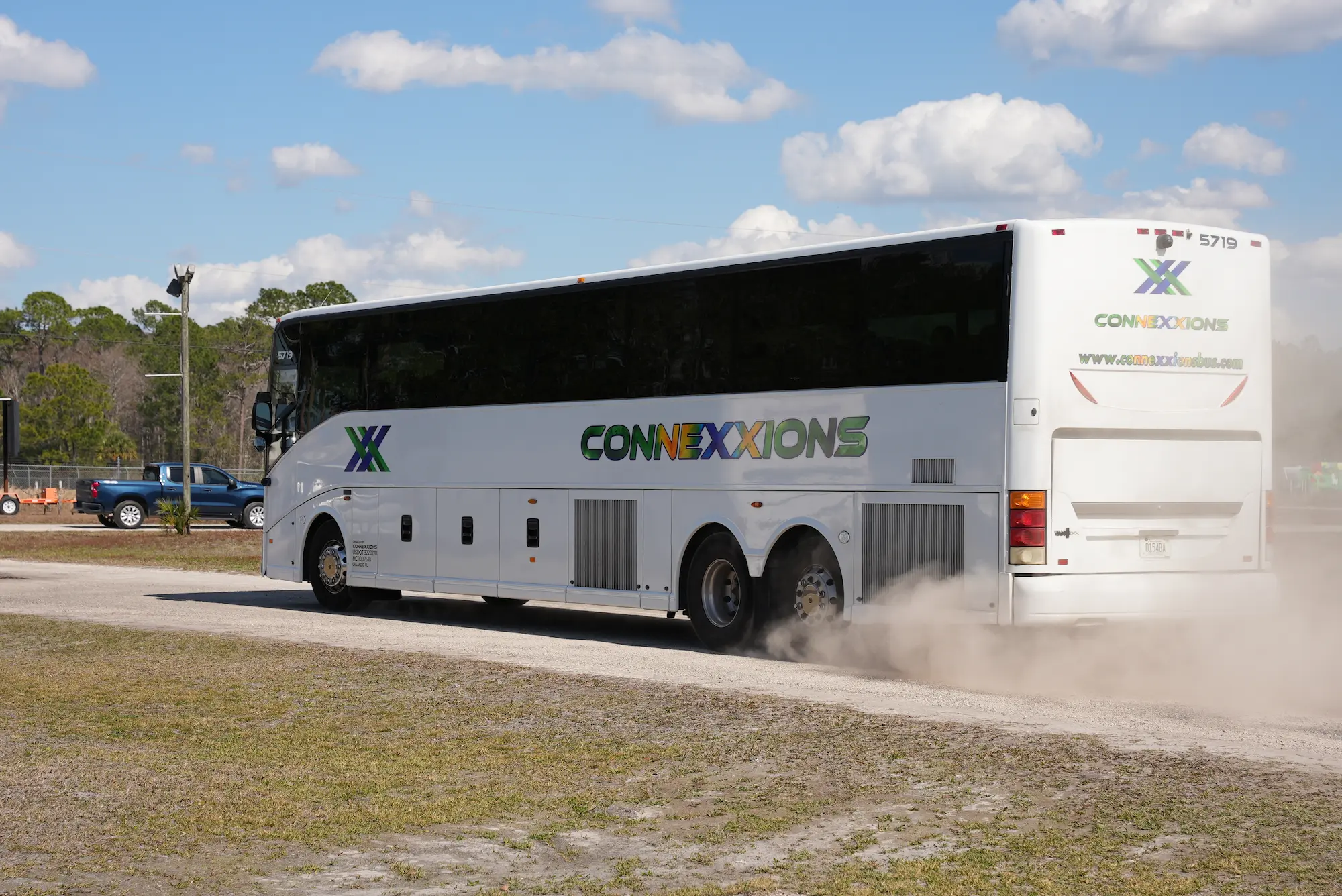 Connexxions Charter Bus